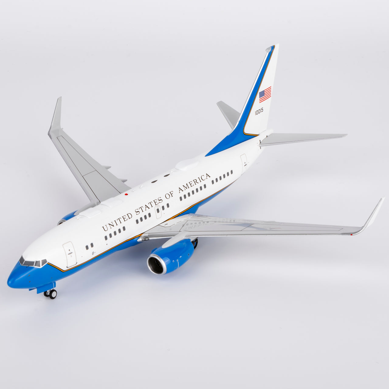 NG Models 1:200 U.S. Air Force C-40B NG 05016