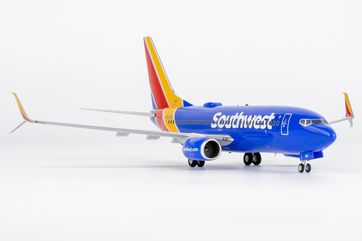 NG Models 1:200 Southwest Airlines Boeing 737-700 (scimitar) N922WN 05022