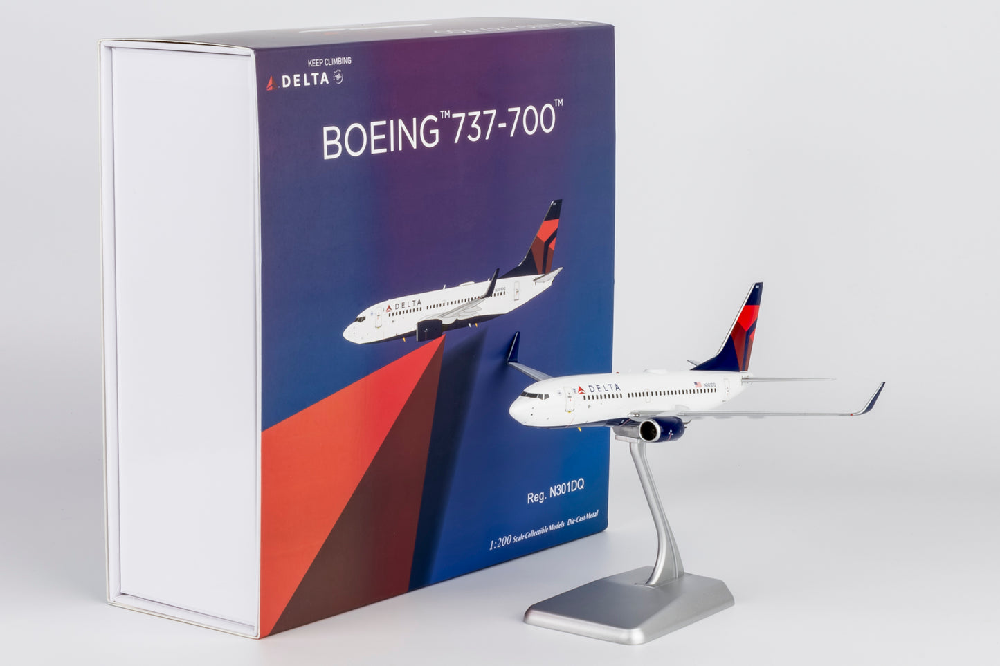 NG Models 1:200 Delta Air Lines Boeing 737-700 N301DQ 05028