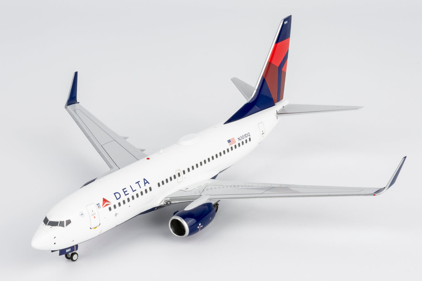NG Models 1:200 Delta Air Lines Boeing 737-700 N301DQ 05028