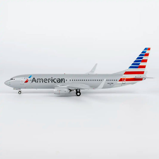 NG Models 1:200 American Airlines Boeing 737-800 N927NN 08051