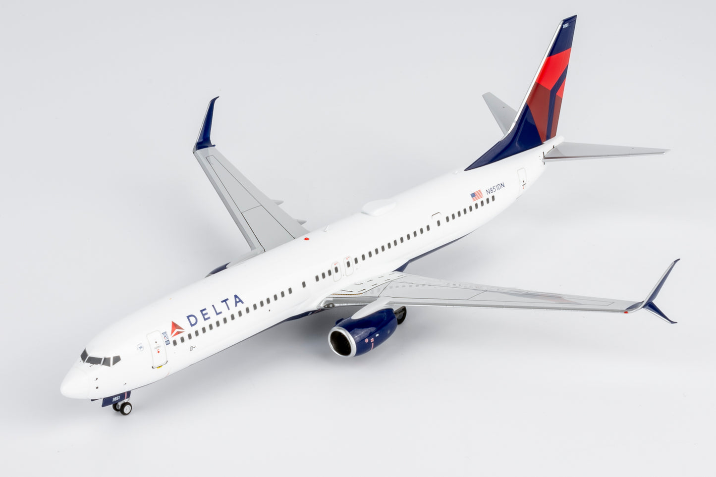 NG Models 1:200 Delta Air Lines Boeing 737-900ER scimitar N851DN 09008