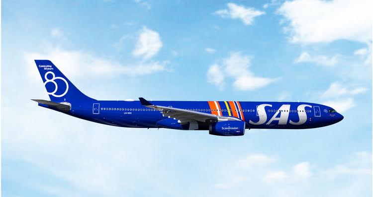 Pre-Order Phoenix Models 1:400 SAS Scandinavian Airbus A330-300 LN-RKR "80 Years" 12096