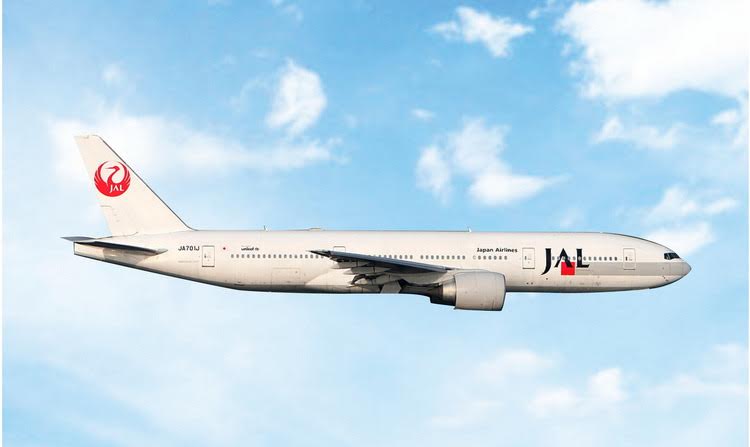 Pre-Order Phoenix Models 1:400 Japan Airlines (JAL) Boeing 777-200 JA701J 04722