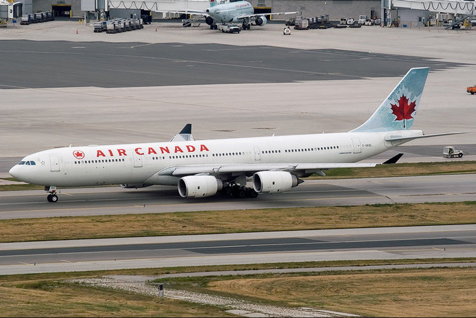 Phoenix Models 1:400 Air Canada Airbus A340-500 C-GKOM 12002