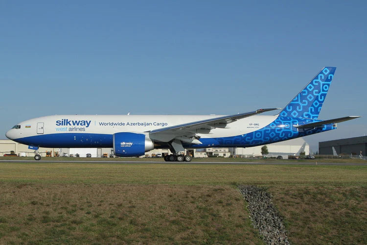 Phoenix Models 1:400 Silk Way West Airlines Boeing 777-200F VP-BMG 12038