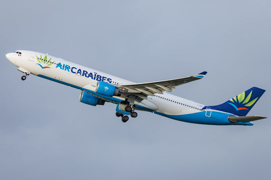 Phoenix Models 1:400 Air Caraibes Airbus A330-300 F-HPUJ 12047