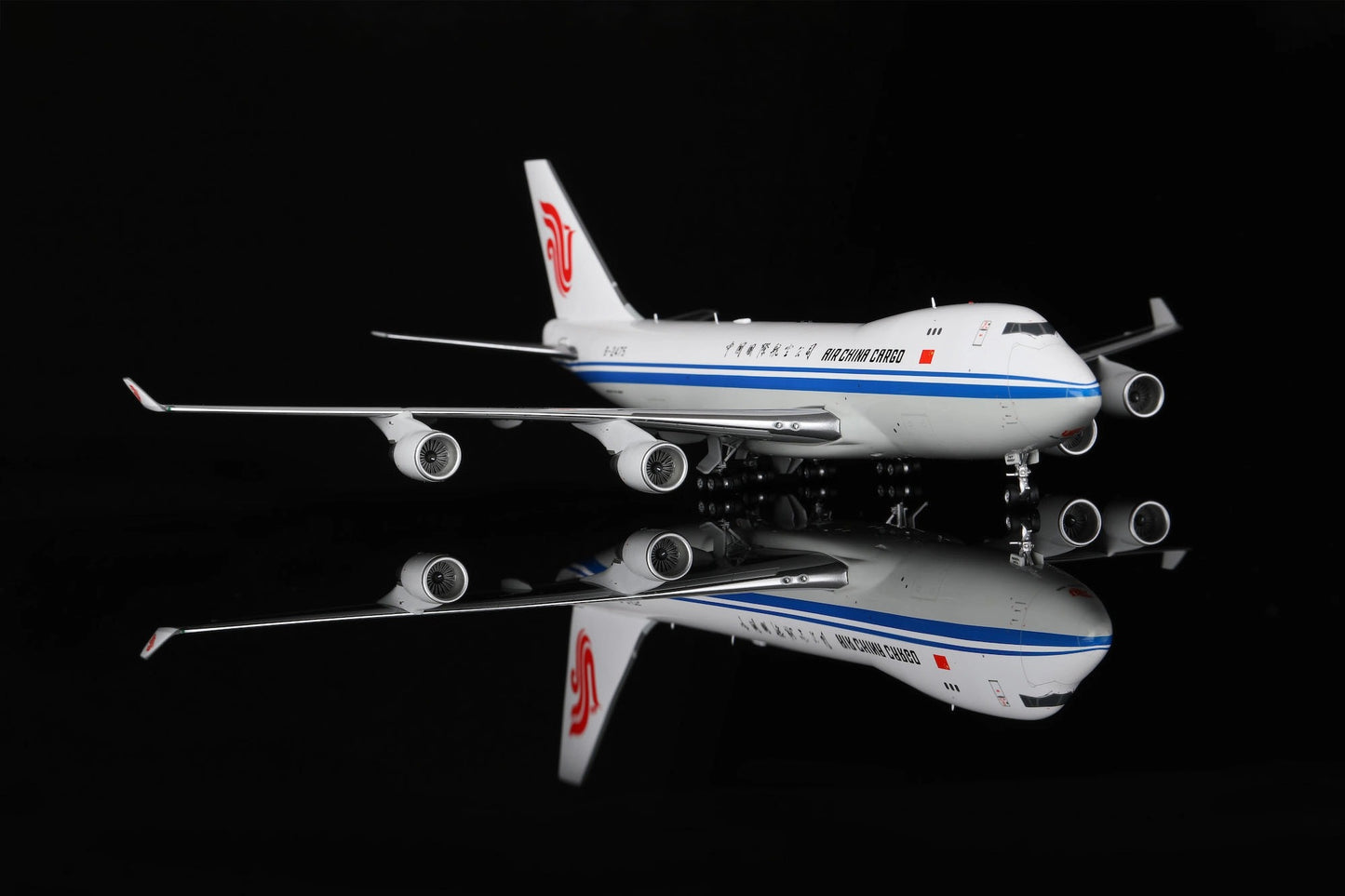 Pre-Order SQ Wings 1:200 Air China Cargo Boeing 747-400F B-2475 Interactive L2065C