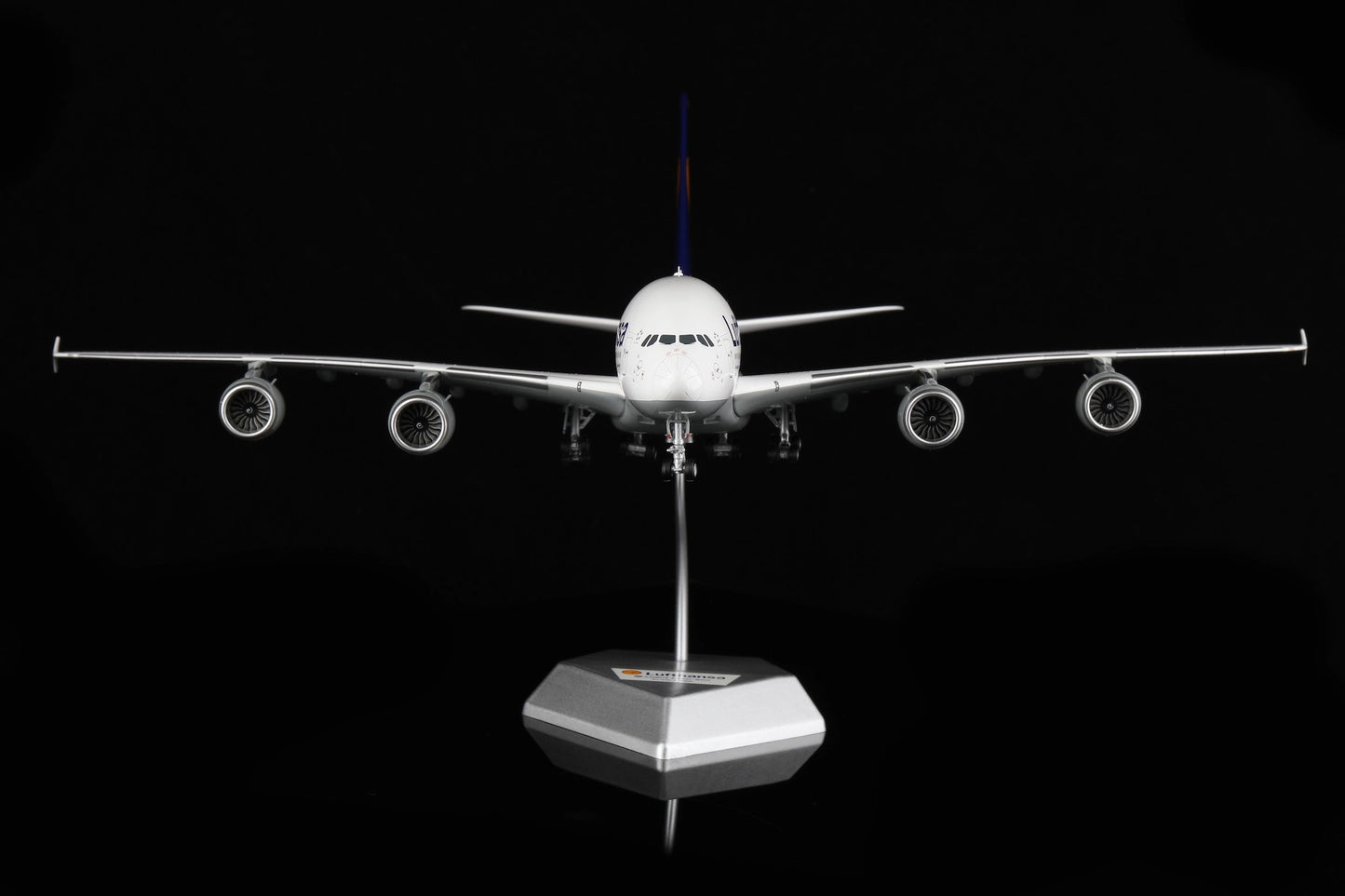 Pre-Order SQ Wings 1:200 Lufthansa Airbus A380 D-AIMH L2078