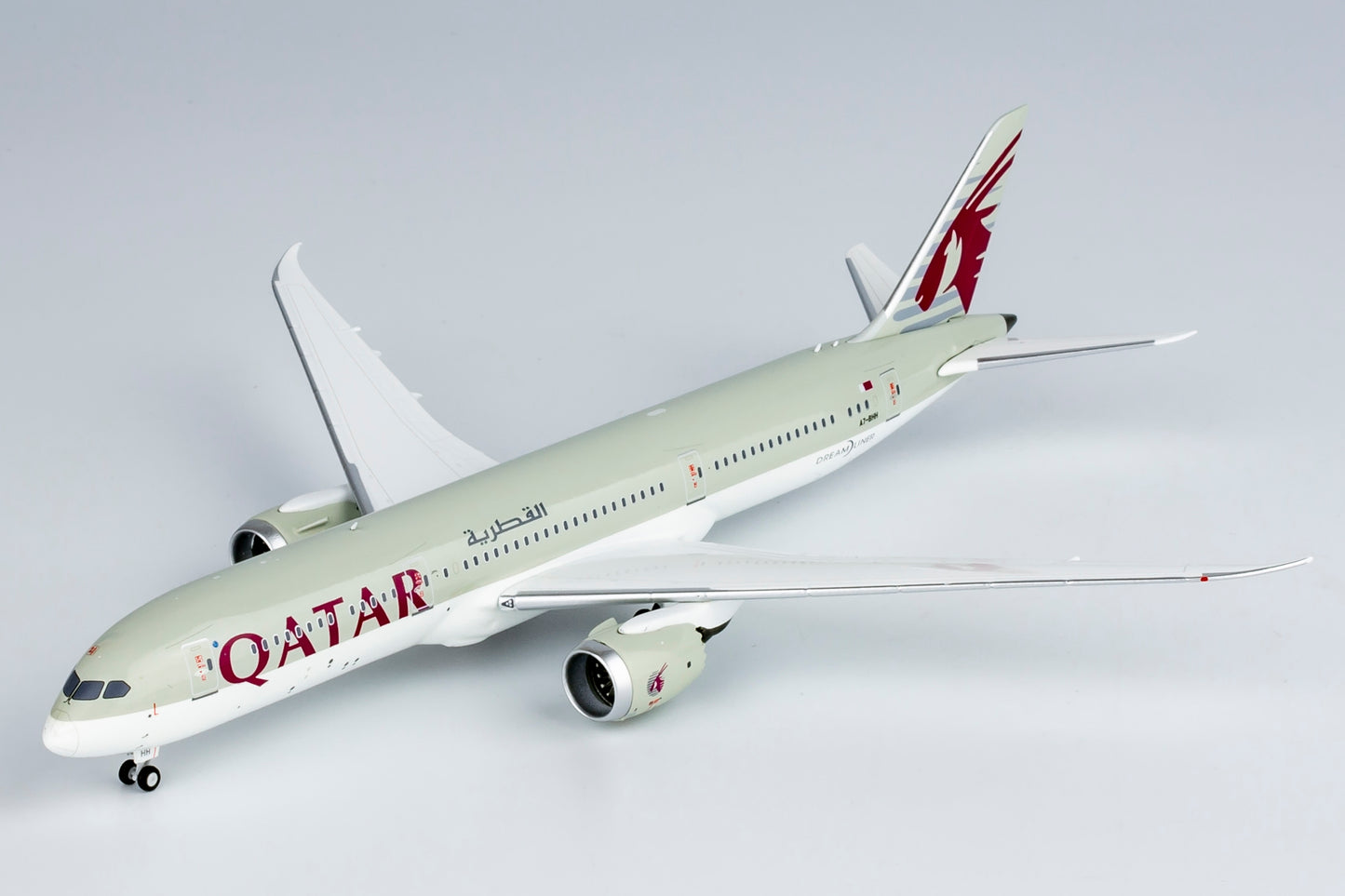 NG Models 1:400 Qatar Airways Boeing 787-9 A7-BHH NG 55106