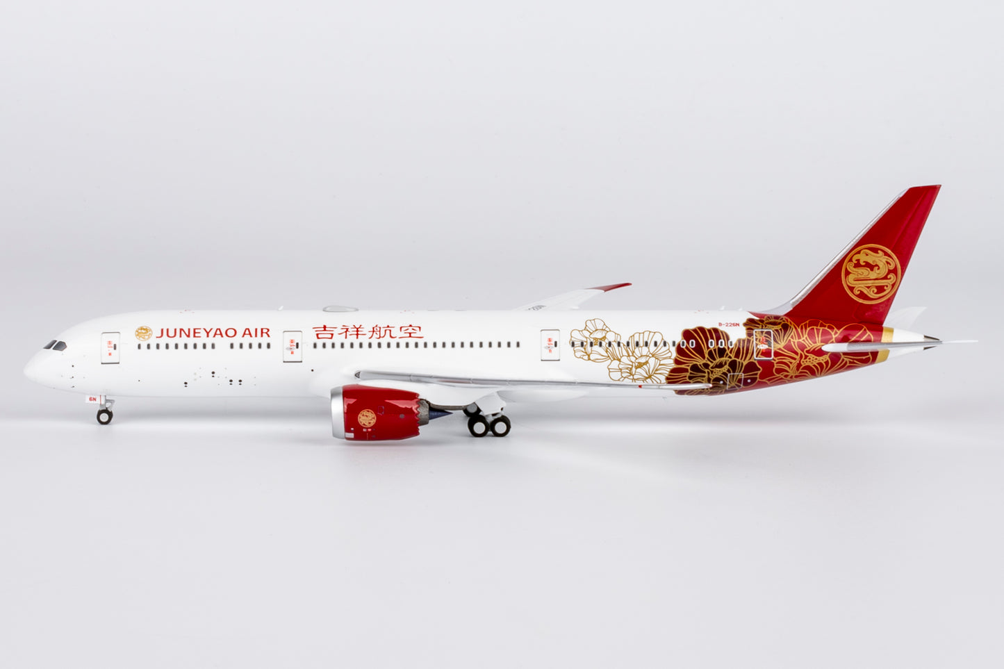NG Models 1:400 Juneyao Airlines Boeing 787-9 "Blossoming China" B-226N 55152