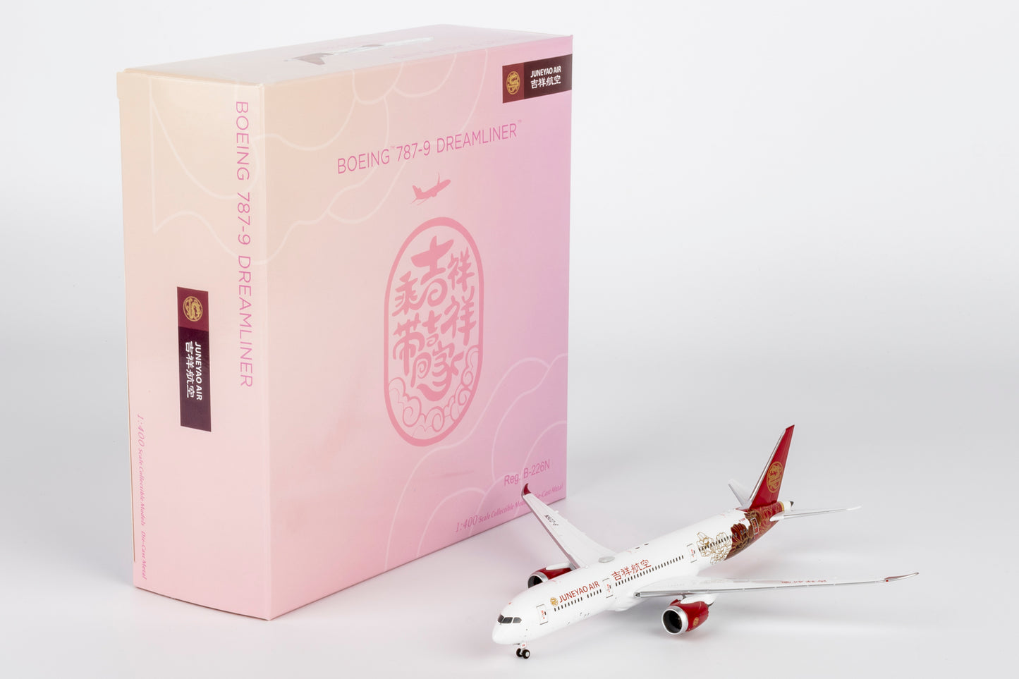 NG Models 1:400 Juneyao Airlines Boeing 787-9 "Blossoming China" B-226N 55152