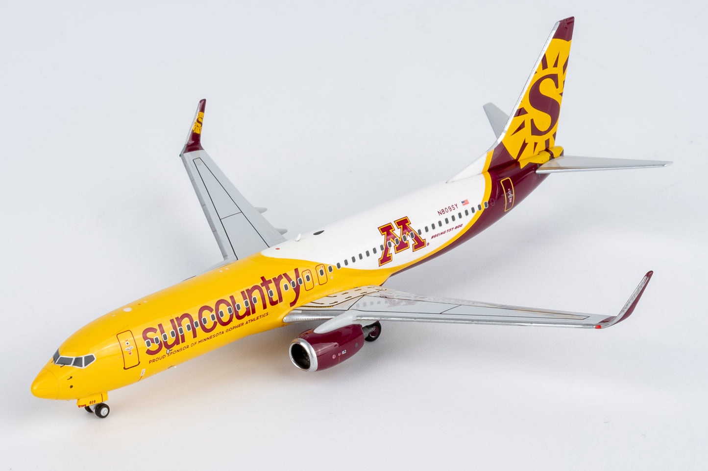 NG Models 1:400 Sun Country Boeing 737-800 "Minnesota Gophers" N809SY 58248