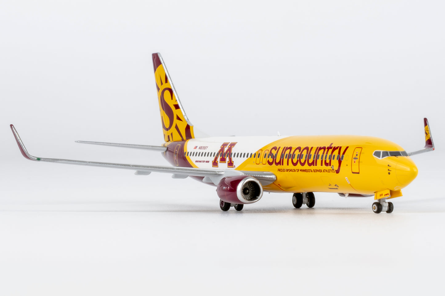 NG Models 1:400 Sun Country Boeing 737-800 "Minnesota Gophers" N809SY 58248