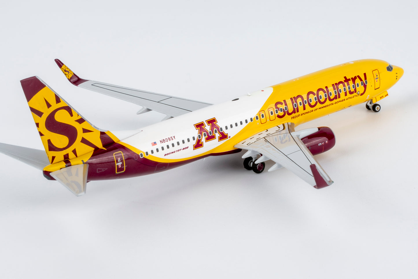 NG Models 1:400 Sun Country Boeing 737-800 "Minnesota Gophers" N809SY 58248