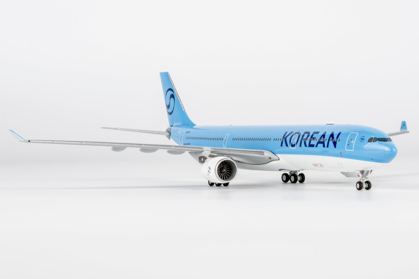 NG Models 1:400 Korean Air Airbus A330-300 new livery HL8025 62077