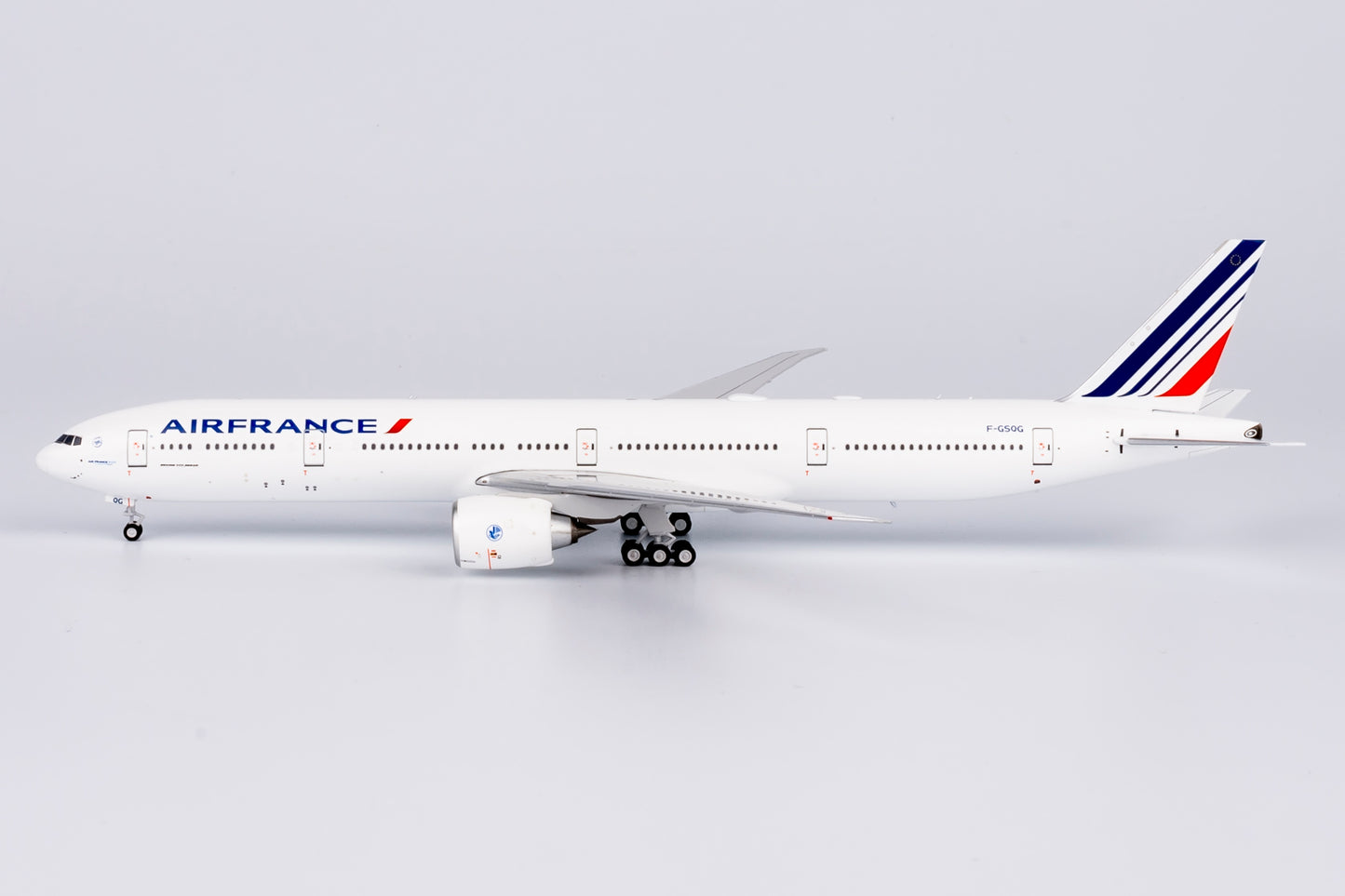 NG Models 1:400 Air France Boeing 777-300ER F-GSQG NG 73055