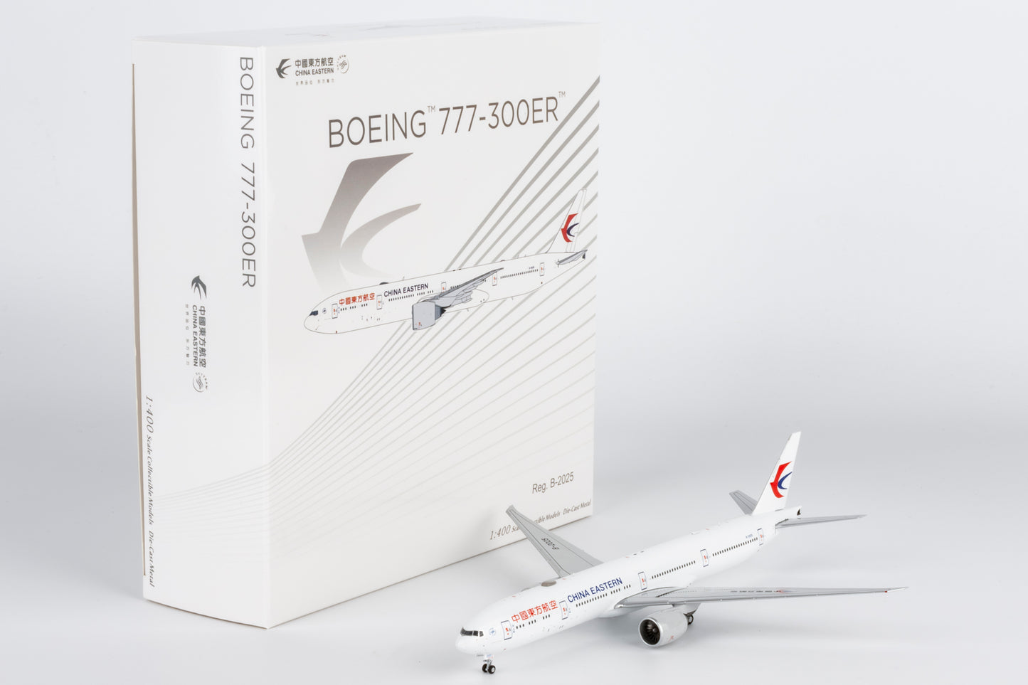 NG Models 1:400 China Eastern Boeing 777-300ER B-2025 73077