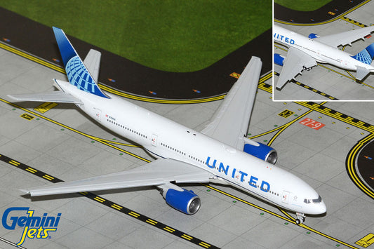 Pre-Order Gemini Jets 1:400 United Airlines Boeing 777-200ER N798UA "Flaps Down" GJUAL2230F