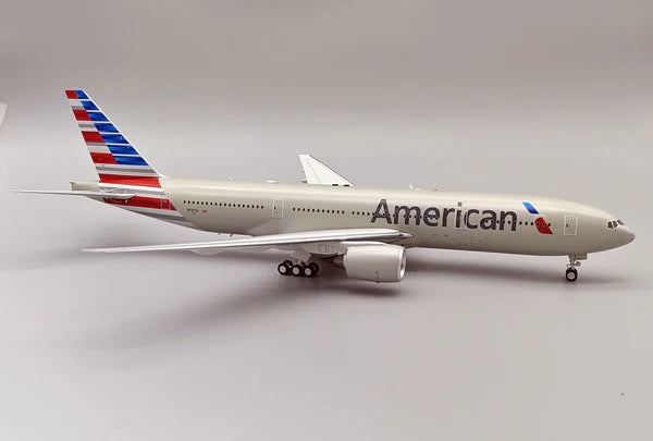 InFlight200 American Airlines Boeing 777-200 N787AL IF772AA1024