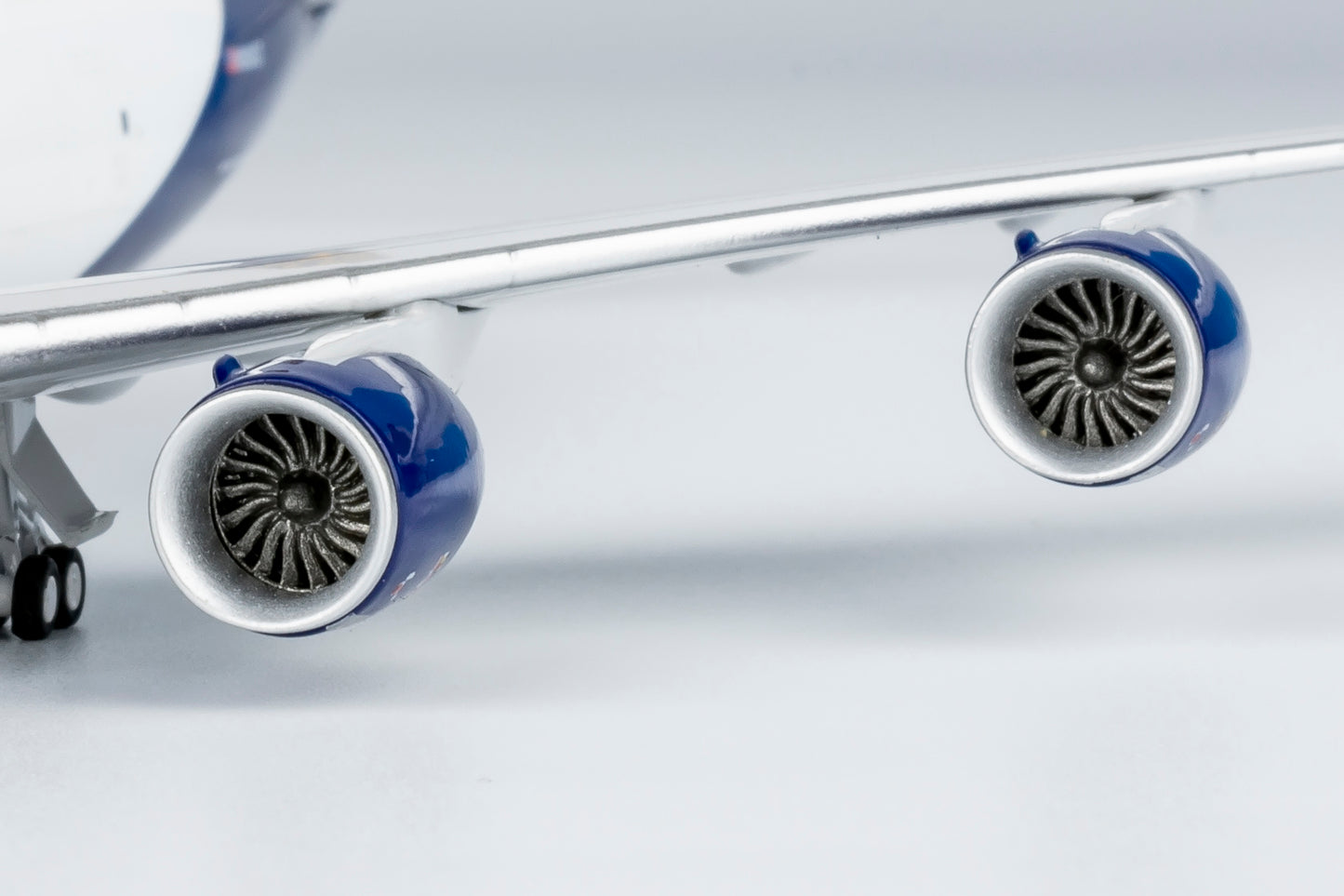 NG Models 1:400 Atlas Air 747-8F N860GT NG 78023