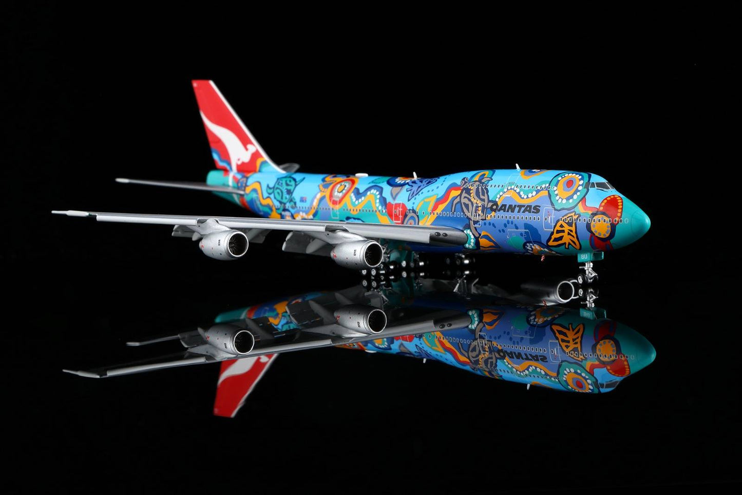 HX Models 1:400 Qantas Airways Boeing 747-300 VH-EBU Flaps Down "Nalanji Dreaming" B606501F