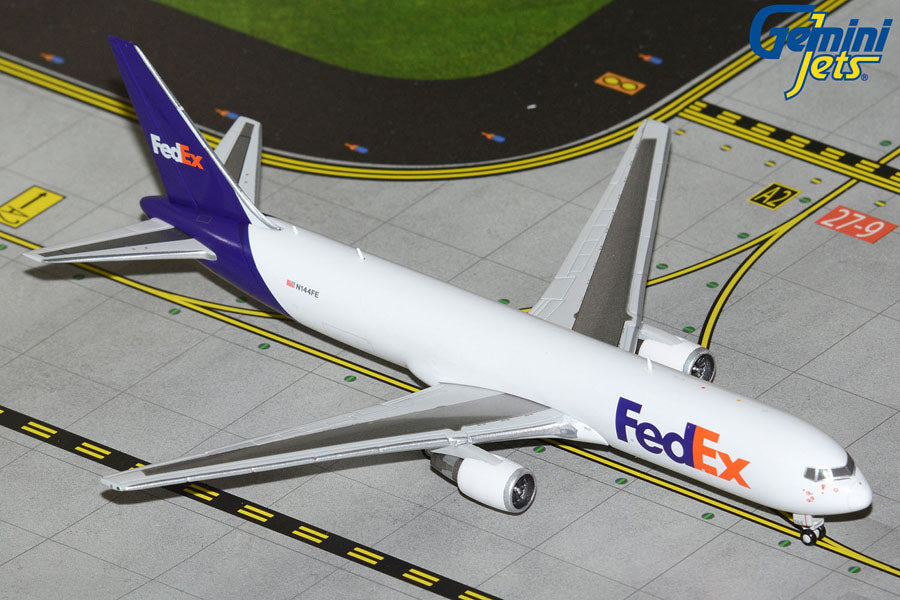 GeminiJets 1:400 FedEx 767-300F N144FE Revised Livery GJFDX2304