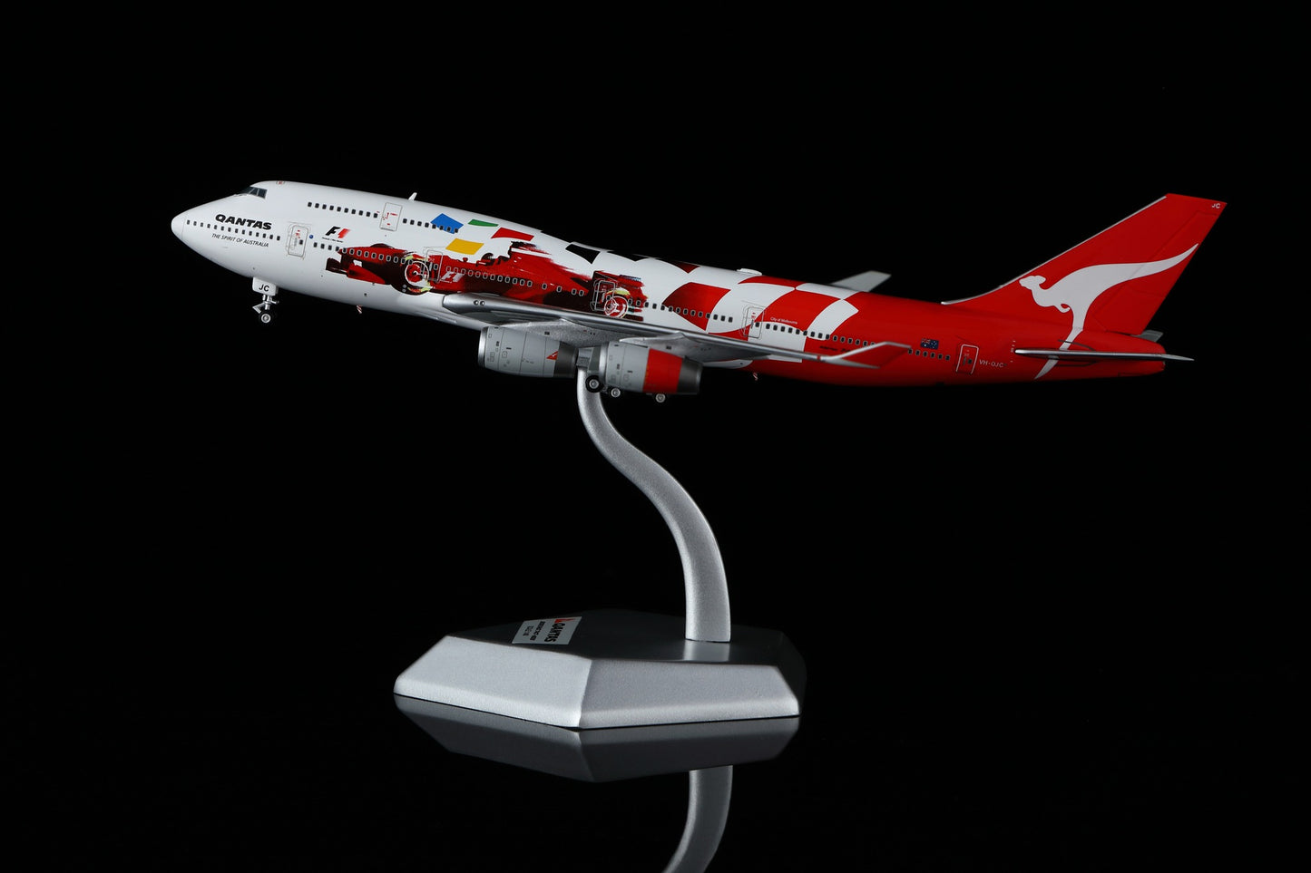 HX Models 1:400 Qantas Boeing 747-400 VH-OJC "2000 Australian Grand Prix"