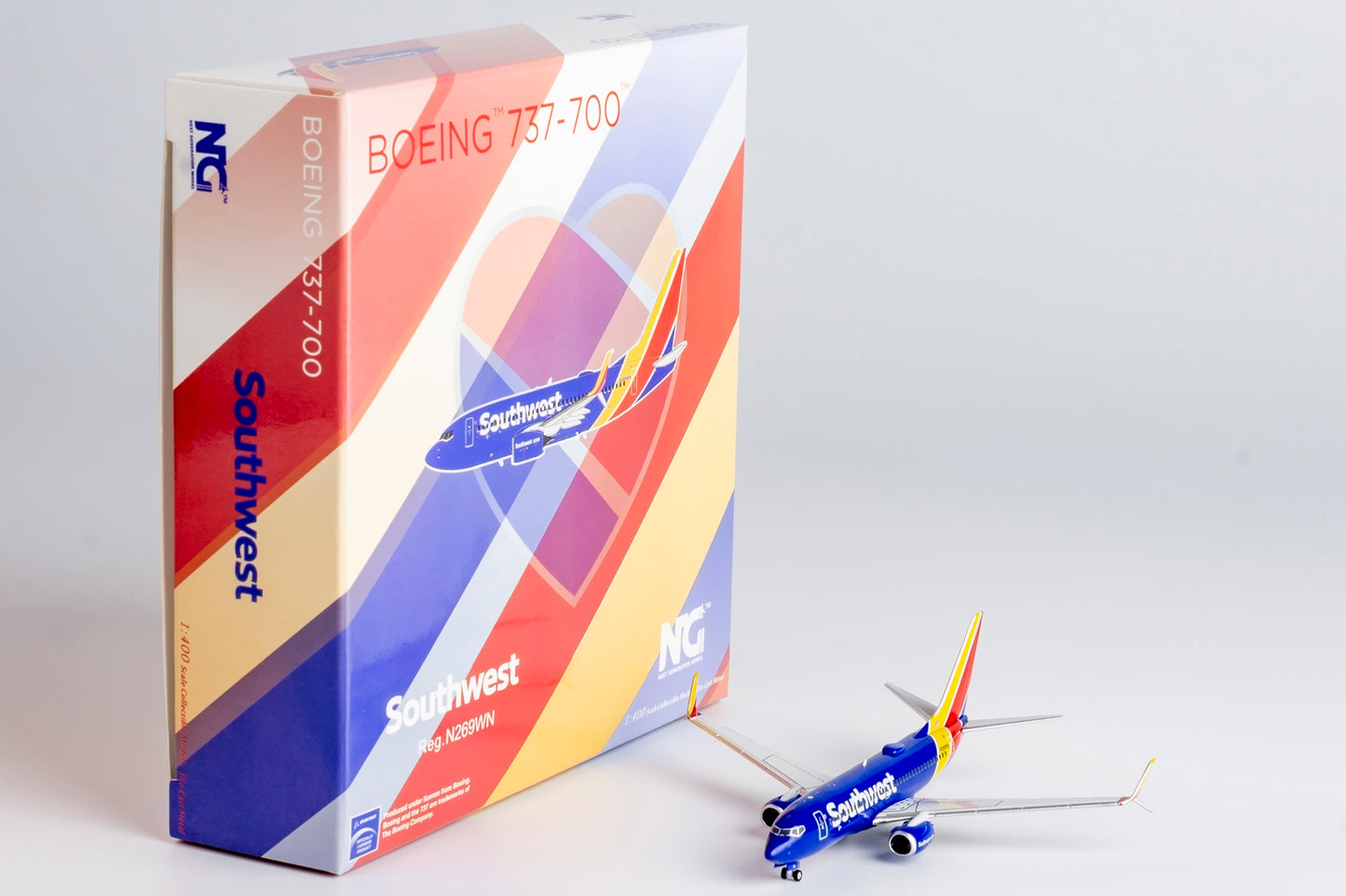 NG Models 1:400 Southwest Airlines 737-700/w N269WN Heart livery (scimitar winglets) NG 77041