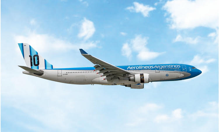 Pre-Order Phoenix Models 1:400 Aerolineas Argentinas Airbus A330-200 LV-KAN "FIFA World Cup 2026" 04707