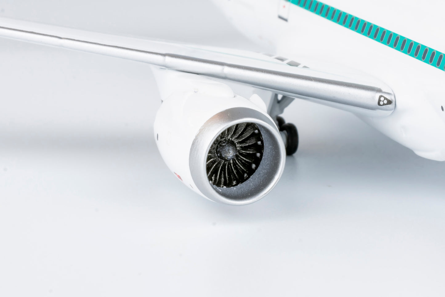 NG Models 1:400 ZIPAIR Tokyo 787-8 Dreamliner JA825J new livery NG 59017