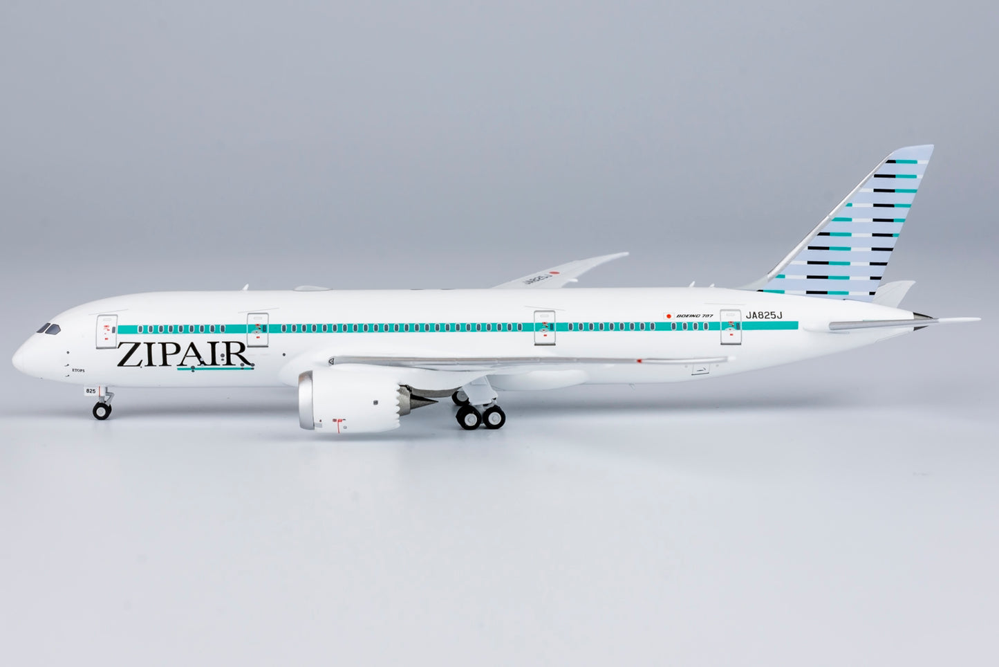 NG Models 1:400 ZIPAIR Tokyo 787-8 Dreamliner JA825J new livery NG 59017