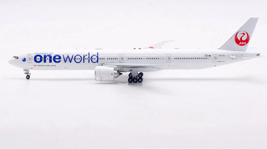 AV400 Japan Airlines Boeing 777-346ER JA372J "oneworld" AV4410