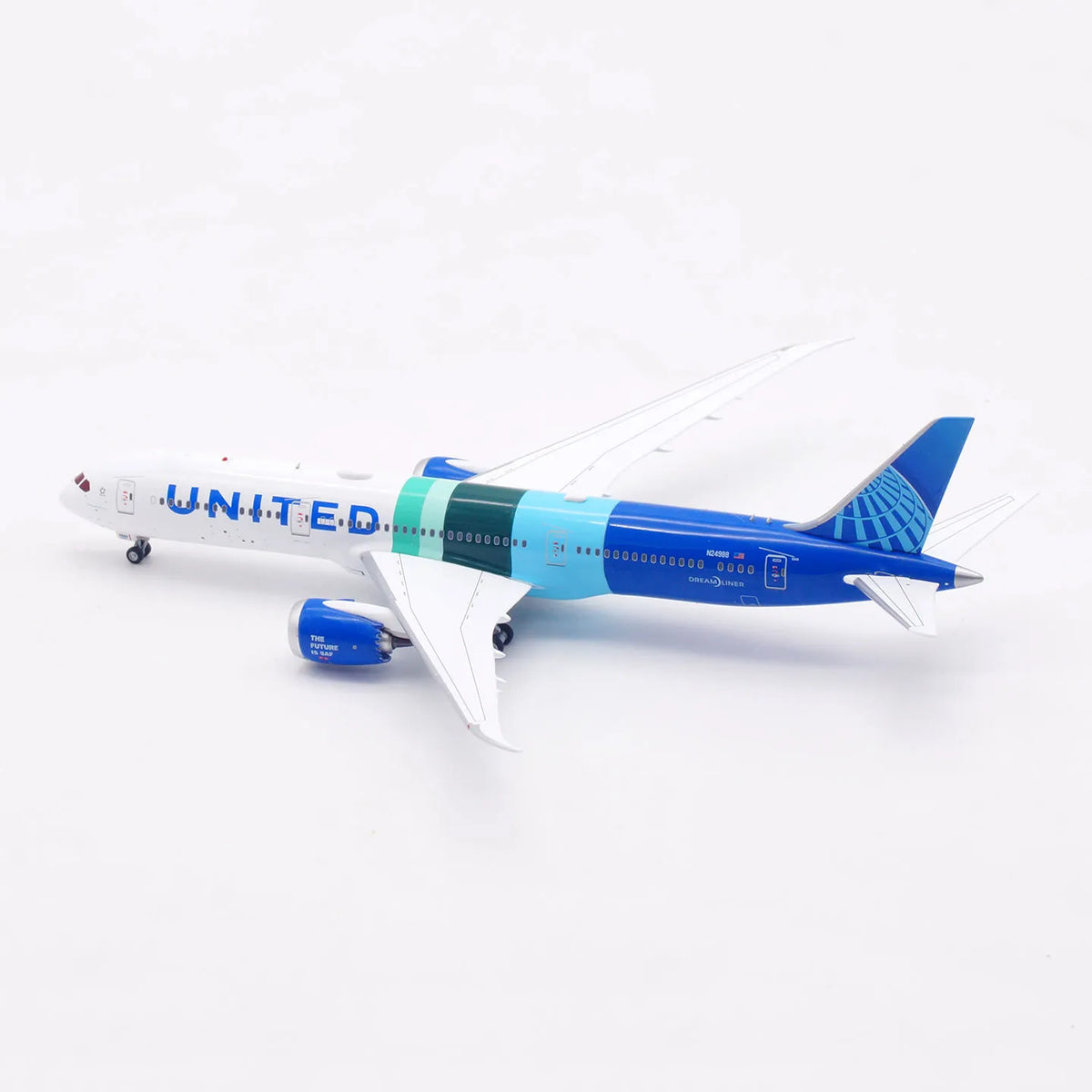 AV400 United Airlines Boeing 787-9 N24988 "The Future is SAF" AV4404