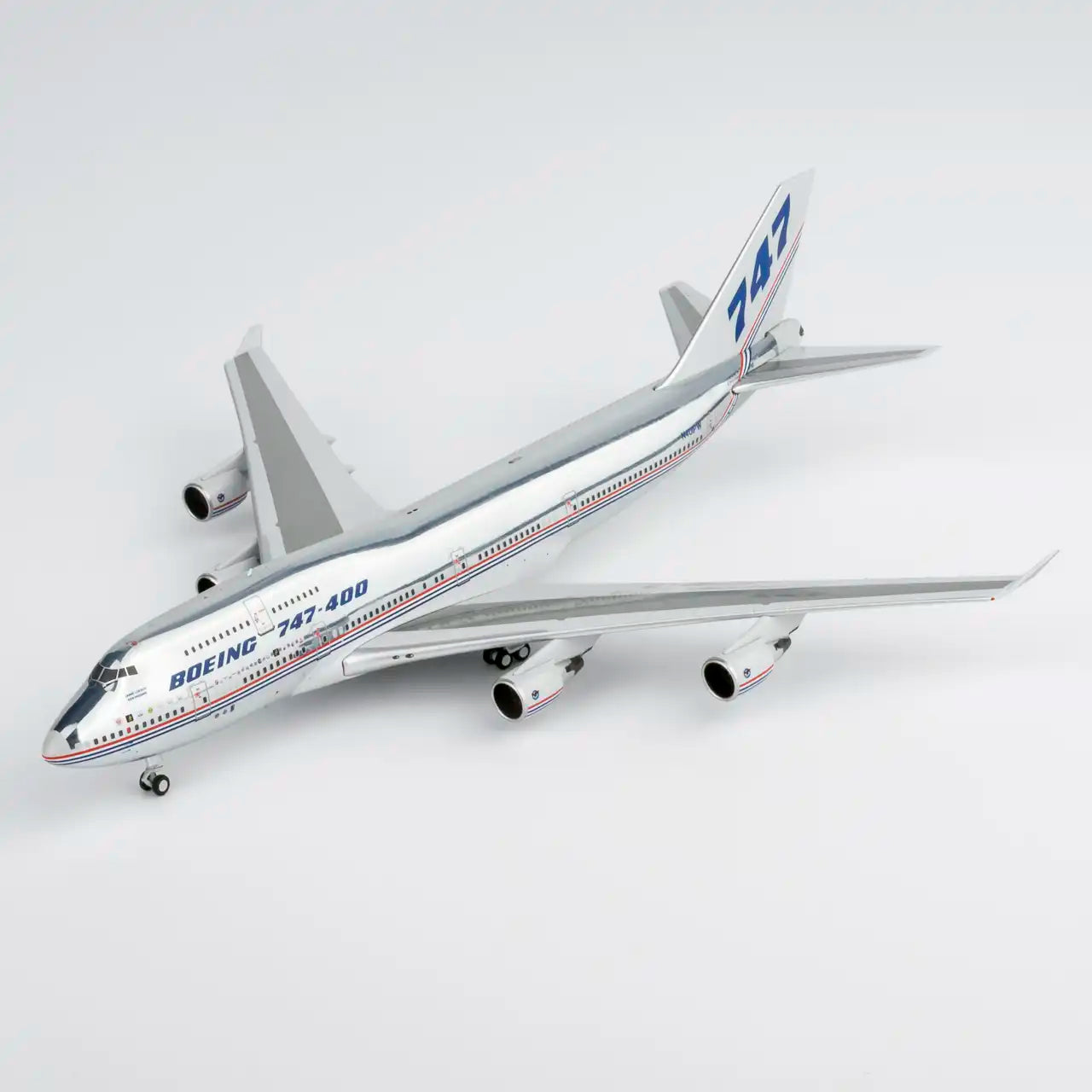 NG Models 1:400 Boeing 747-400 N401PW "House Colors" 04010