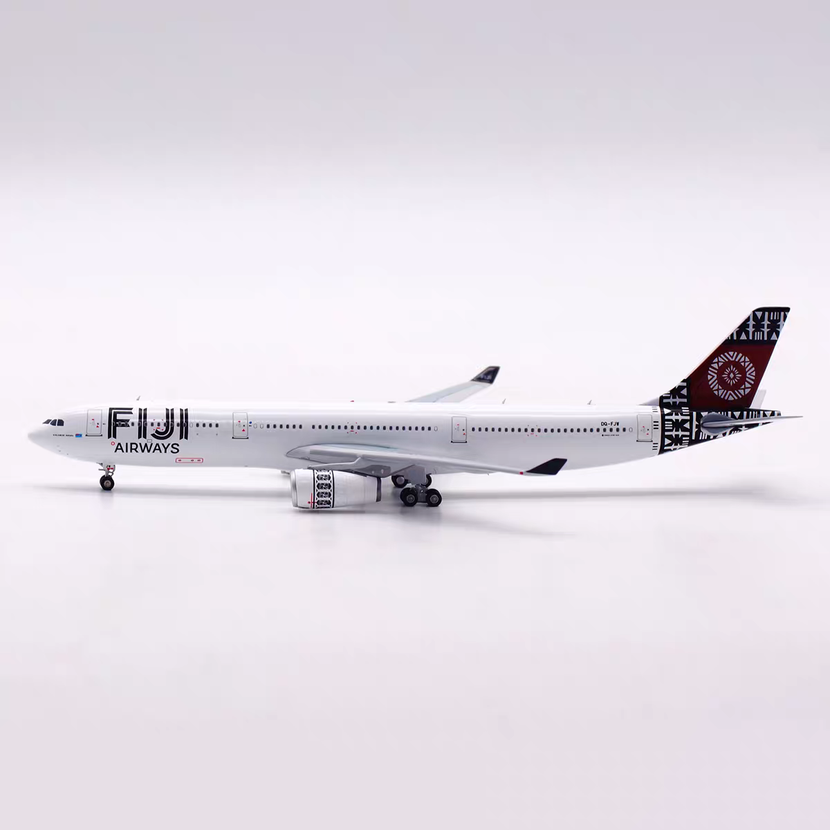AV400 Fiji Airways Airbus A330-343 DQ-FJW AV4358