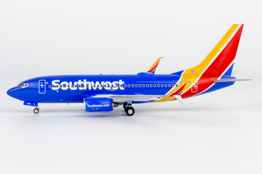 NG Models 1:200 Southwest Airlines Boeing 737-700 (scimitar) N922WN 05022