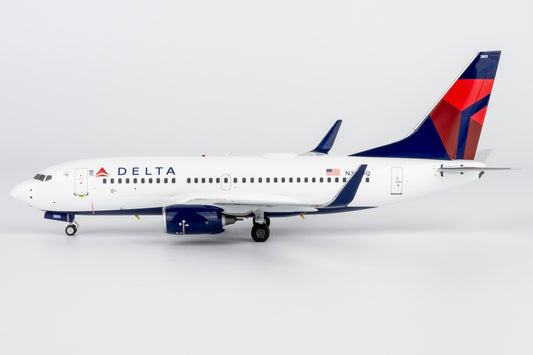 NG Models 1:200 Delta Air Lines Boeing 737-700 N301DQ 05028