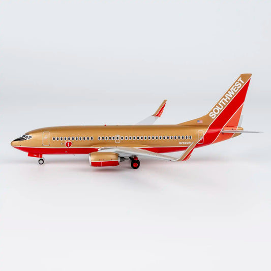 NG Models 1:200 Southwest Airlines Boeing 737-700 N758SW "Mustard Rocket" 05034