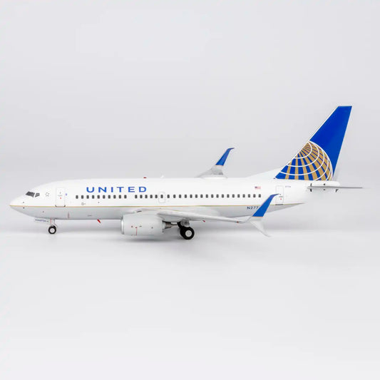 NG Models 1:200 United Airlines Boeing 737-700 N27734 "Merger" 05035