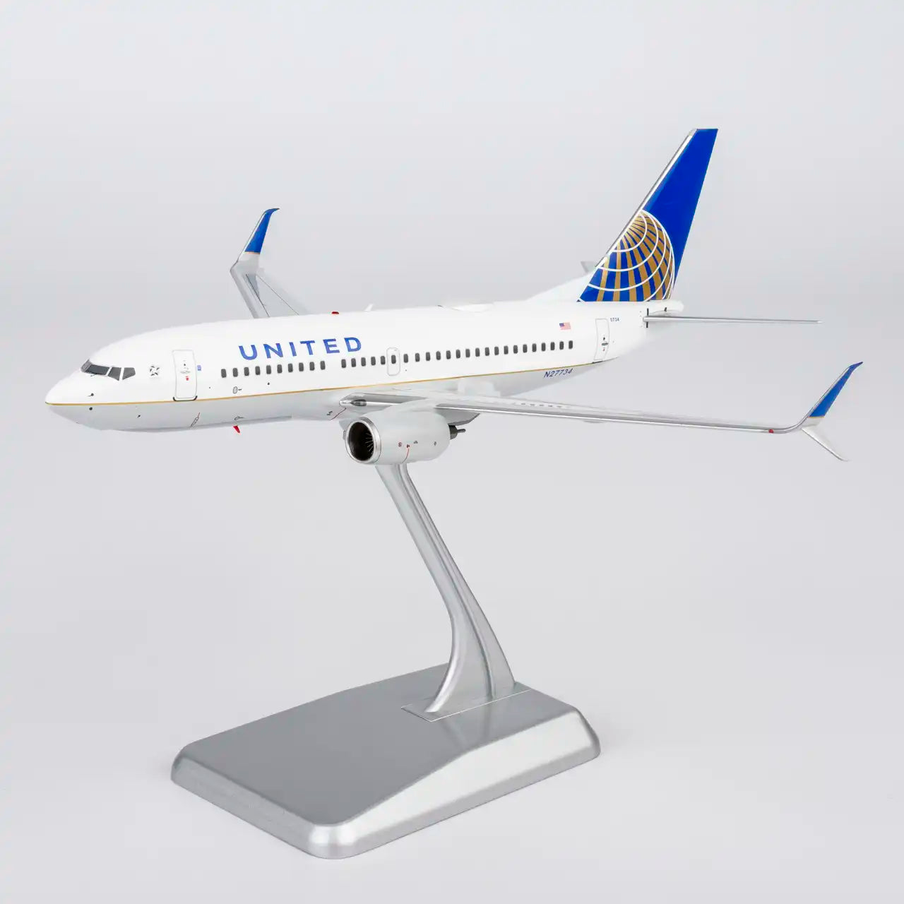 NG Models 1:200 United Airlines Boeing 737-700 N27734 "Merger" 05035