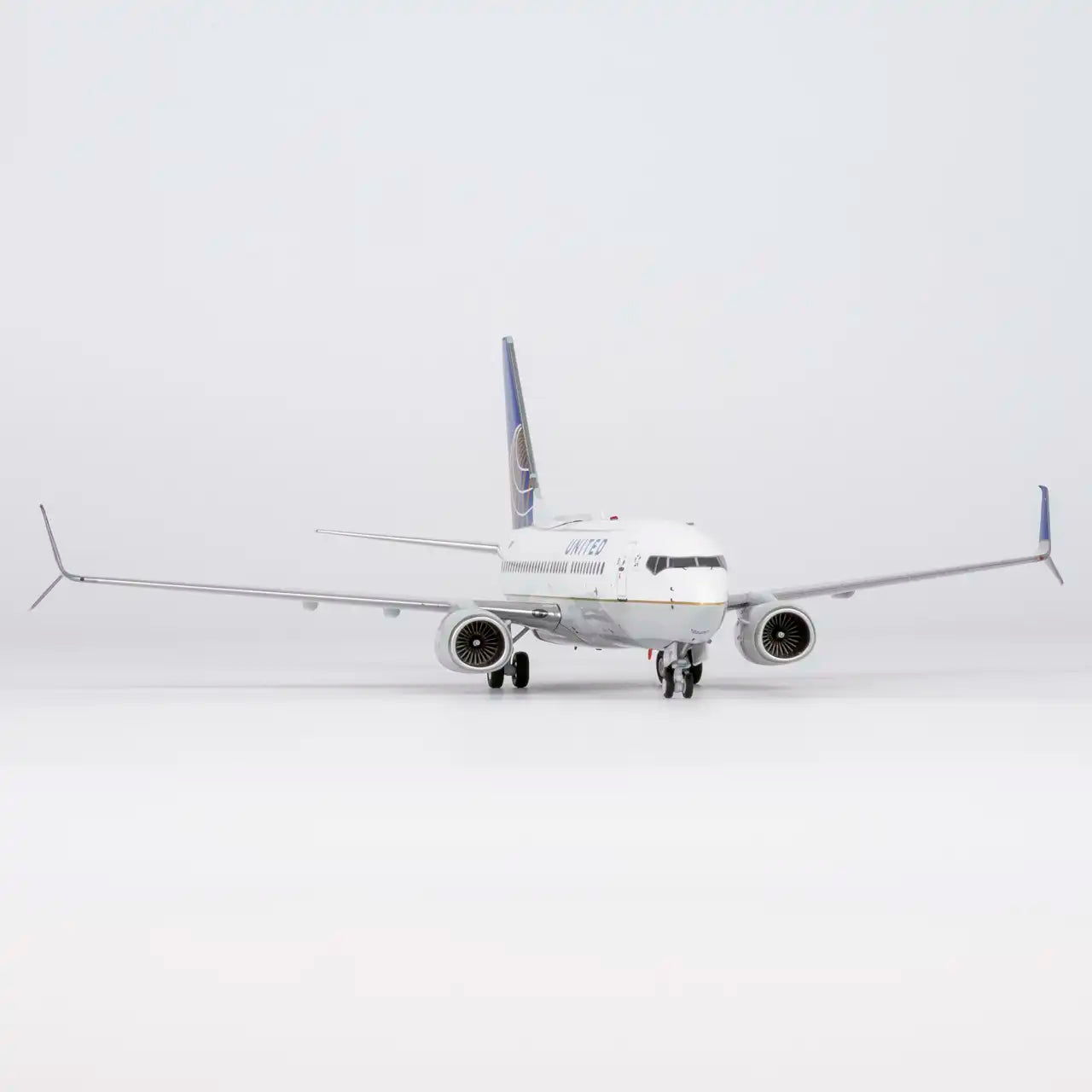 NG Models 1:200 United Airlines Boeing 737-700 N27734 "Merger" 05035