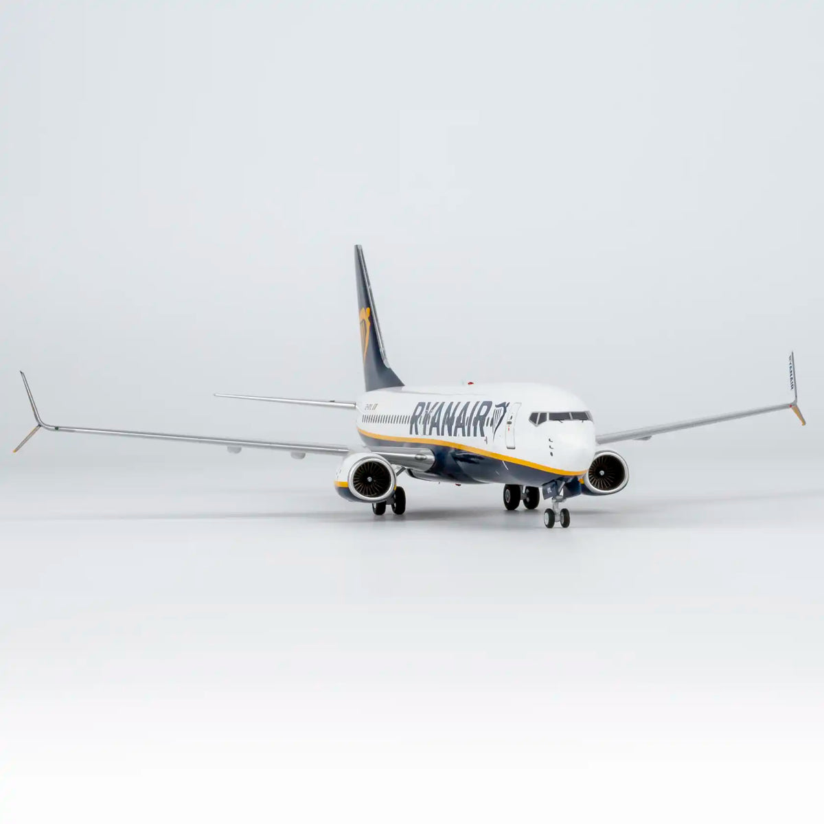 NG Models 1:200 Ryanair Boeing 737-800 EI-DYL 08065