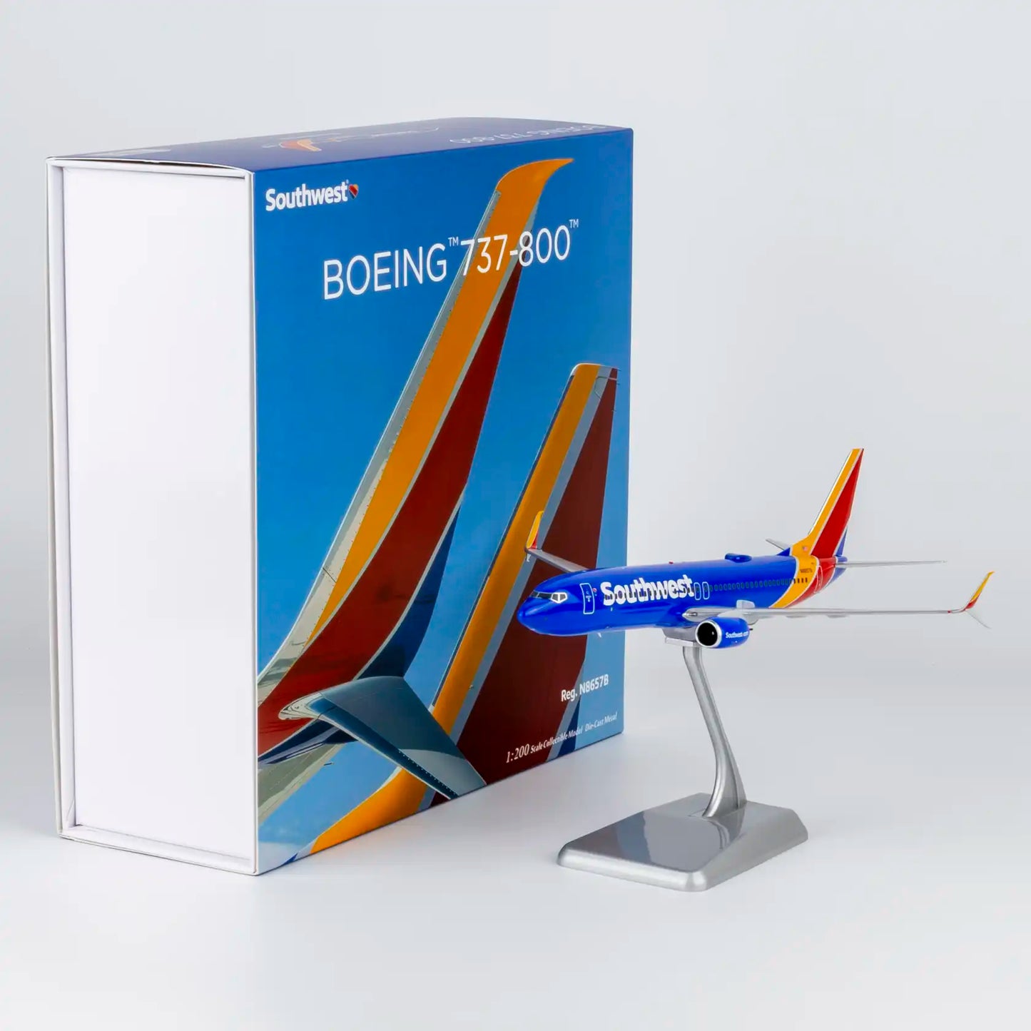 NG Models 1:200 Southwest Airlines Boeing 737-800 N8657B "Heart Livery" 08073