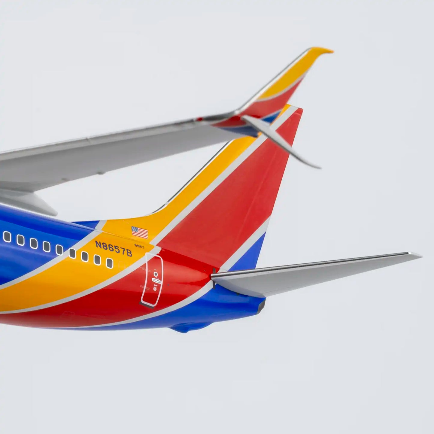 NG Models 1:200 Southwest Airlines Boeing 737-800 N8657B "Heart Livery" 08073