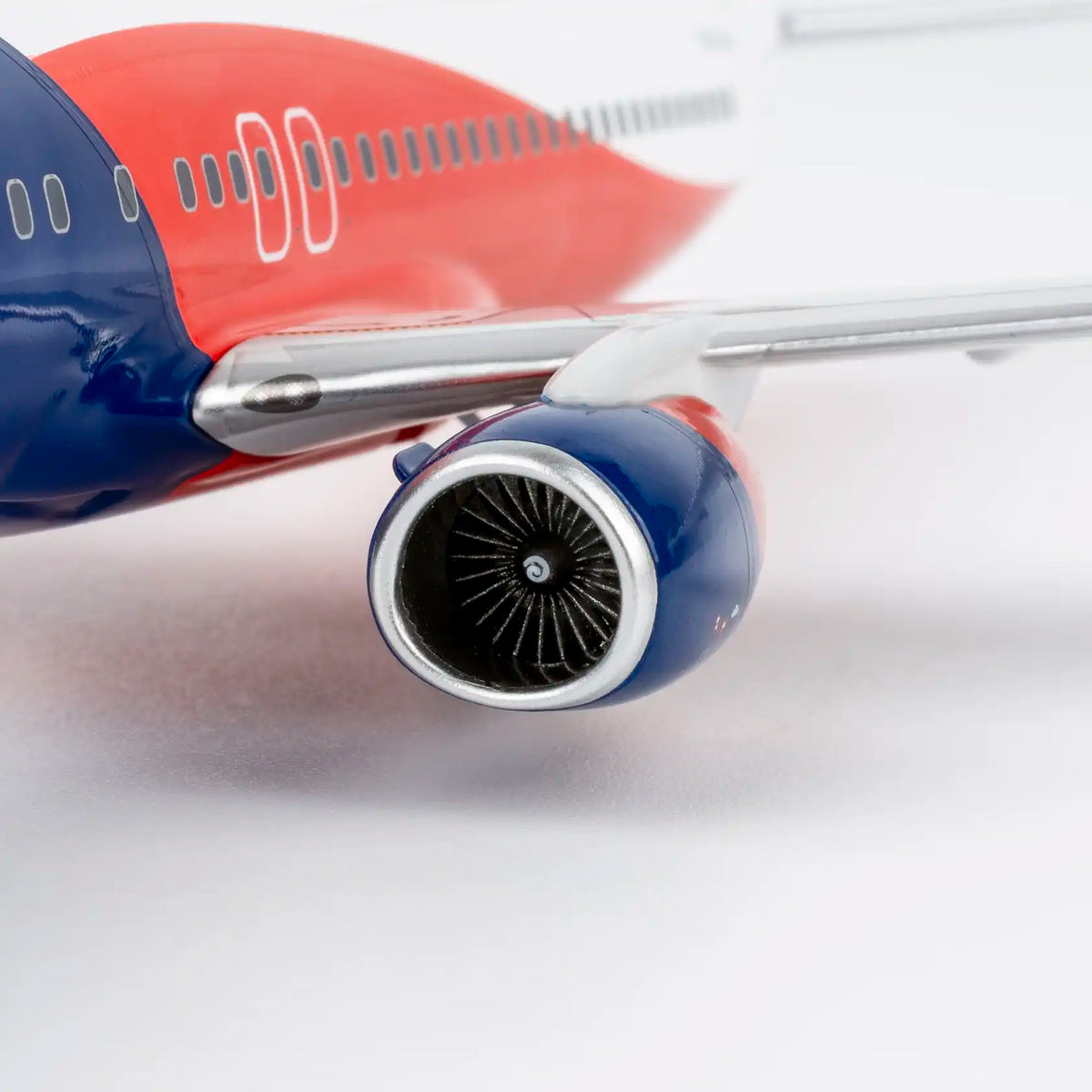 NG Models 1:200 Southwest Airlines Boeing 737-800 N8660A "new Lone Star One" 08074
