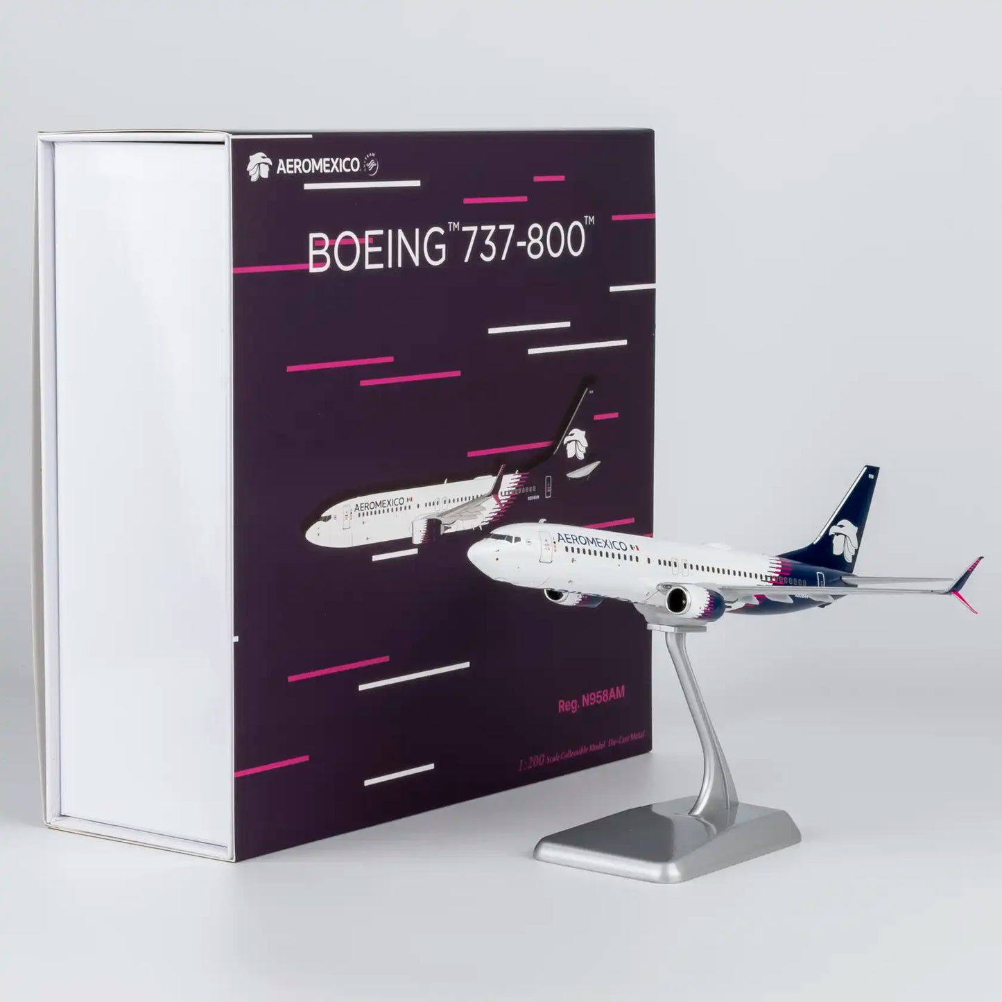 NG Models 1:200 Aeromexico Boeing 737-800 N958AM 08077
