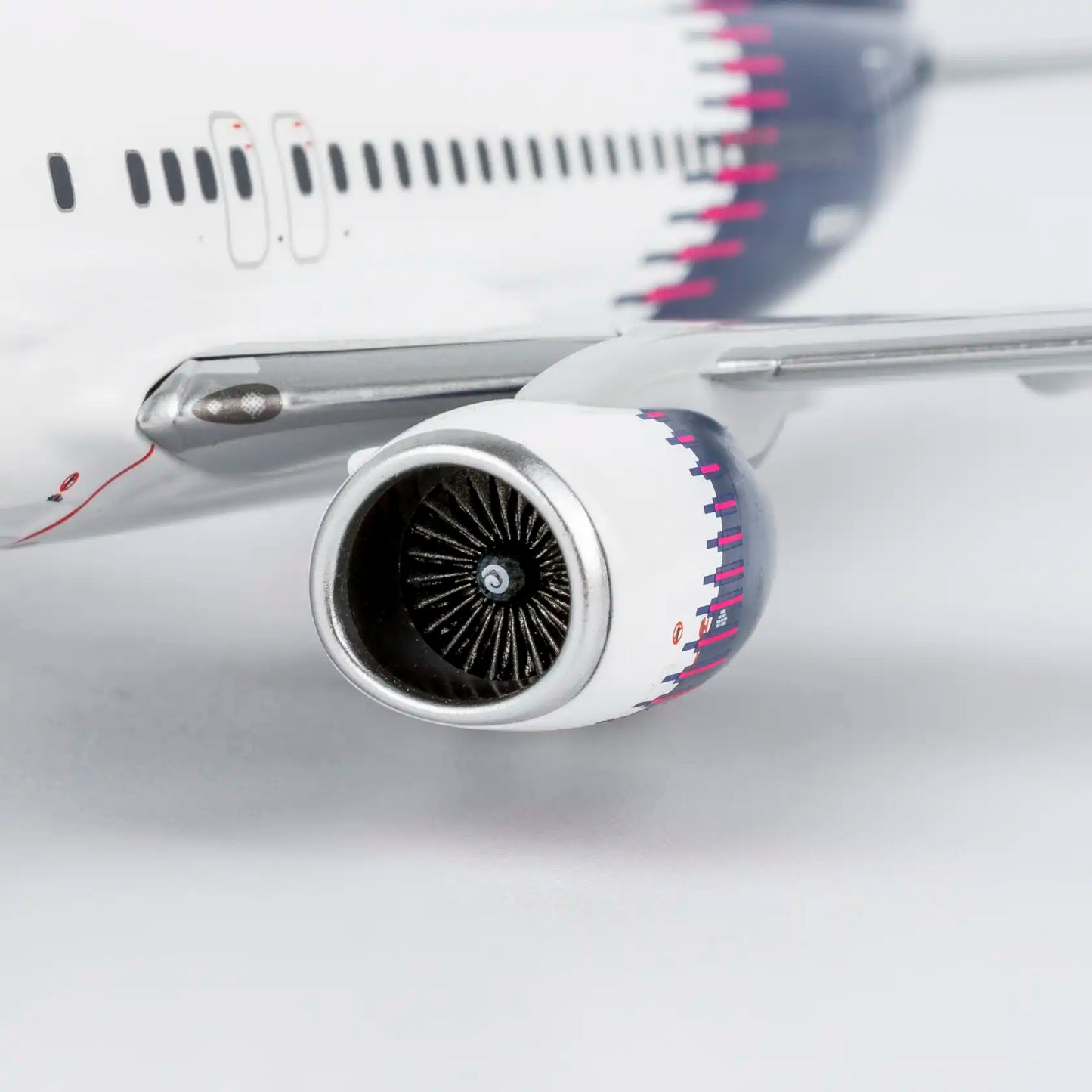 NG Models 1:200 Aeromexico Boeing 737-800 N958AM 08077