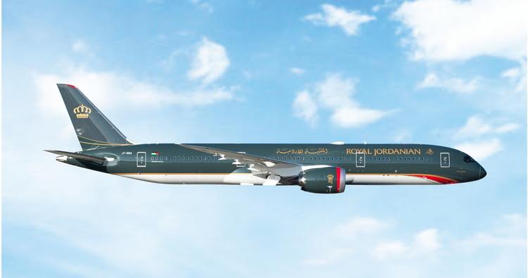 Pre-Order Phoenix Models 1:400 Royal Jordanian Airlines Boeing 787-9 JY-RBA 12091