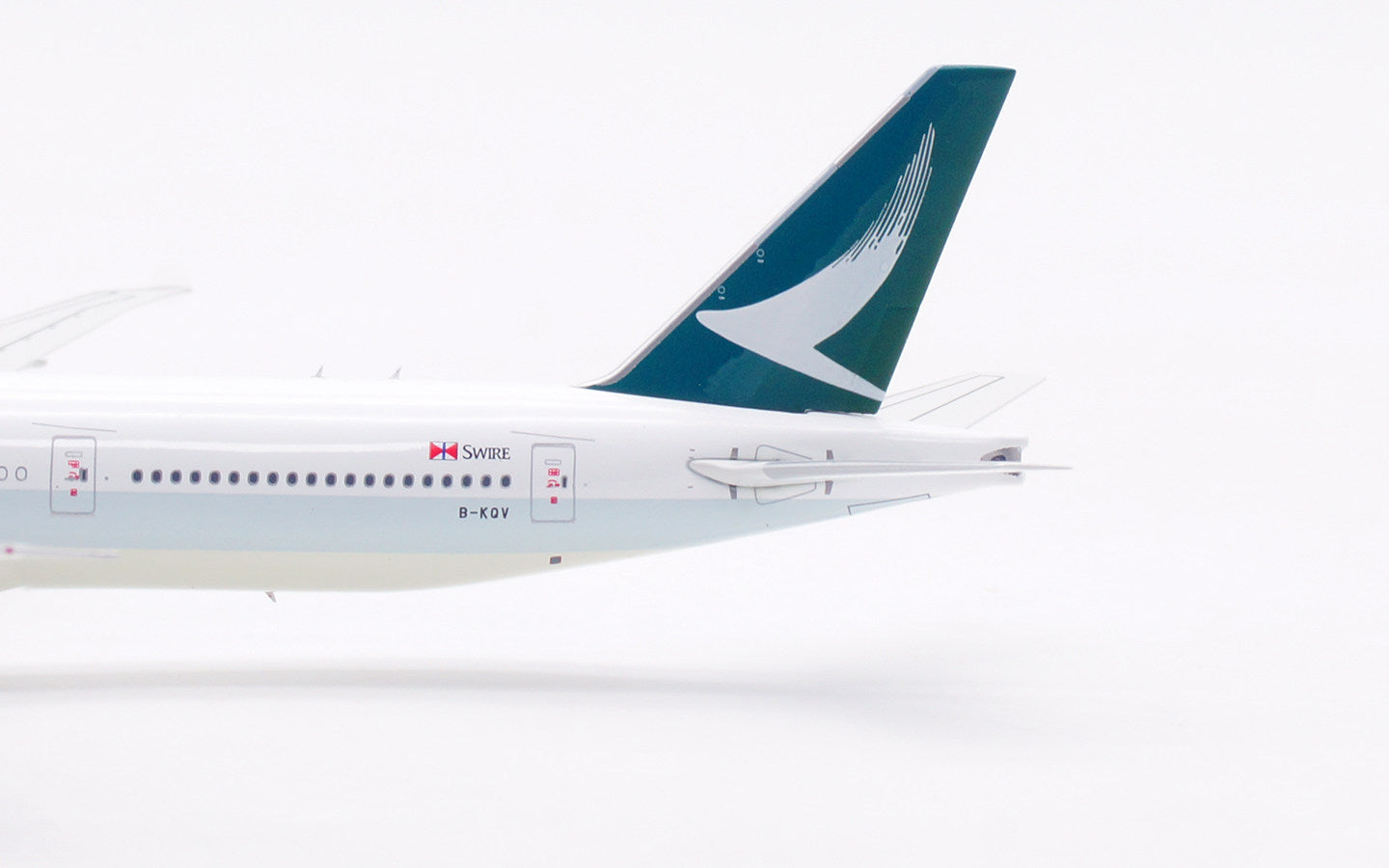 AV400 Cathay Pacific Boeing 777-300ER B-KQV WB4066